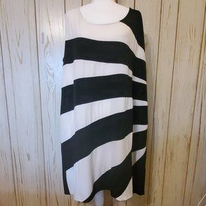 Catherine's Black & White Sleeveless Dress
